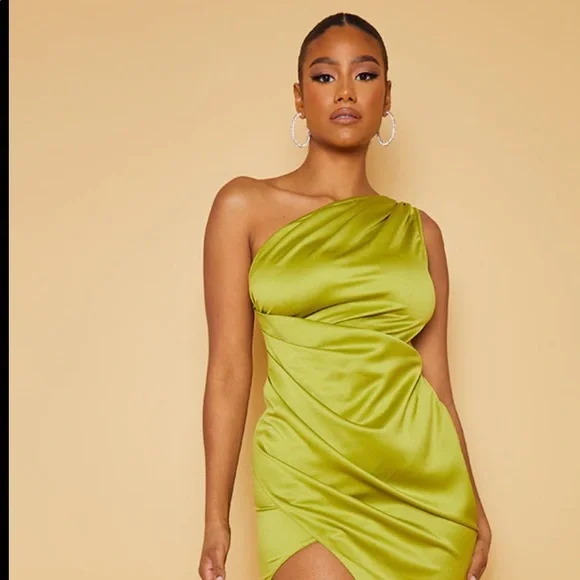 PrettyLittleThing | Dresses | Nwt Prettylittle Things One Shoulder Pleated Dress | Poshmark PrettyLittleThing | Dresses | Nwt Prettylittle Things One Shoulder Pleated Dress | Poshmark